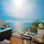 Fortuna Guest house 4*