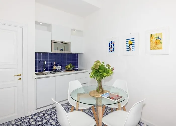 Fortuna Pensión Positano